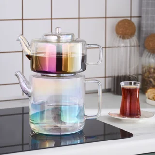 قوری شیشه‌ای کاراجا Flat با طراحی مدرن